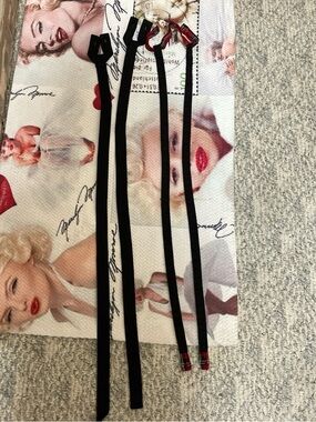 TRIPP button on straps set of 2